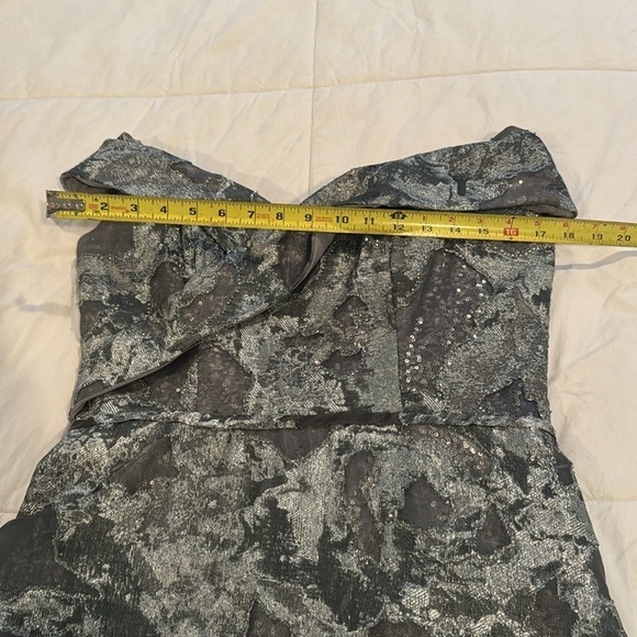 Rene Ruiz 🔥Sale🔥 Collection elegant Gray and Silver evening dress - Picture 11 of 14